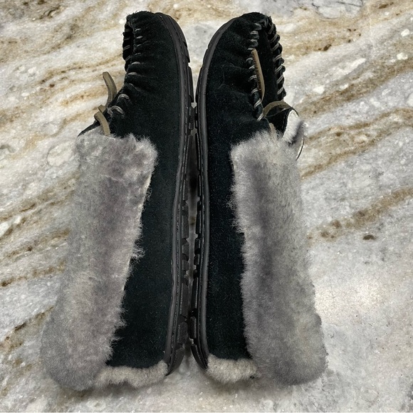 L.L. Bean Wicked Good Shearling Moccasin Slippers in Black Women’s size 10 - Picture 8 of 12